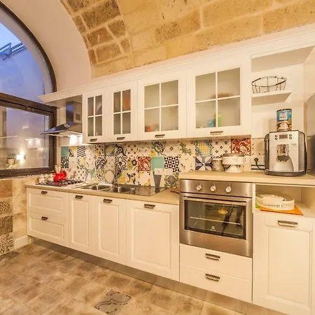 Bed & Breakfast La Luna In Cortile 4*