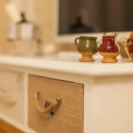 La Luna In Cortile 레체