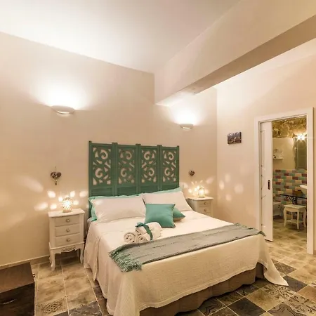 La Luna In Cortile B&B 레체