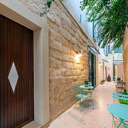 Bed and Breakfast La Luna In Cortile