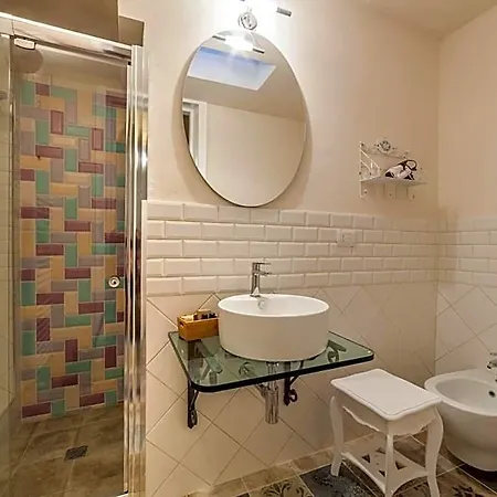 La Luna In Cortile Bed and Breakfast Λέτσε